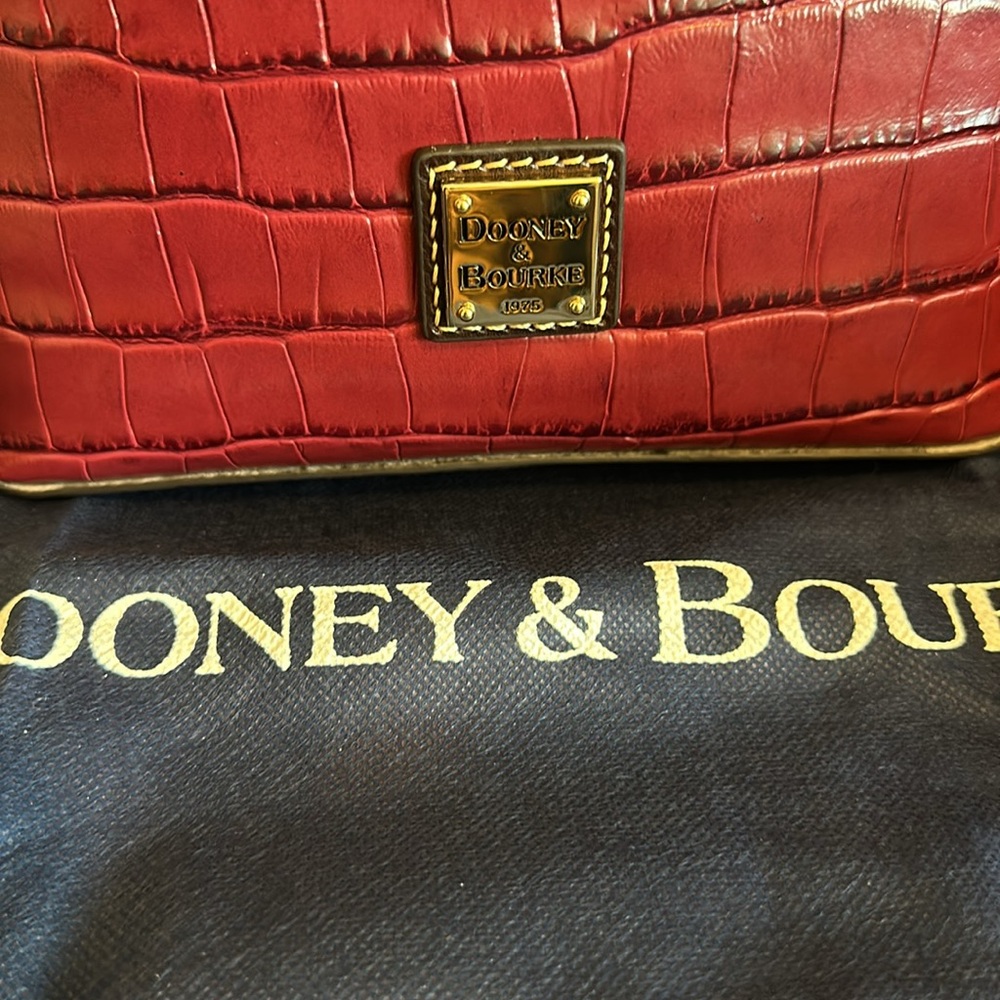 NWT ❤️ Dooney & Bourke Oakdale Paige Crossbody/Hobo Bag - Picture 8 of 8